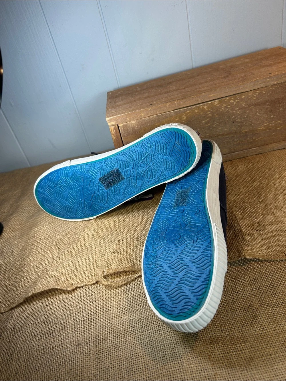 NWT Blowfish Navy Canvas Sneakers with White Soles